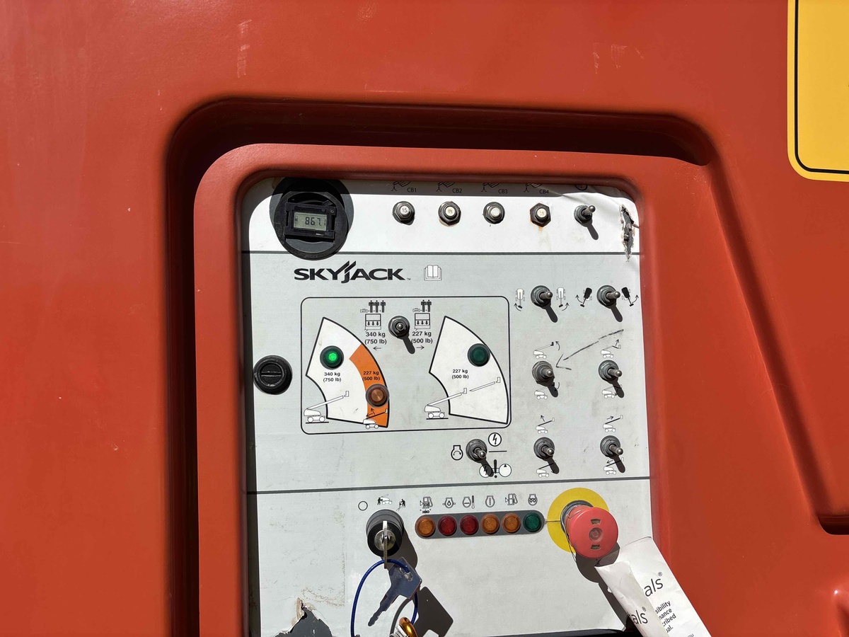 2018 Skyjack SJ86 T-9