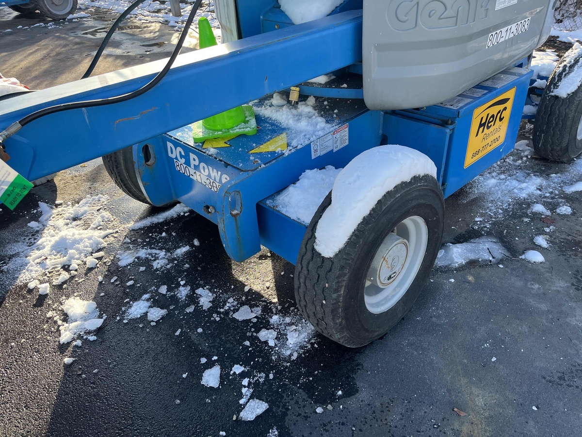 2016 Genie Z-45/25-11