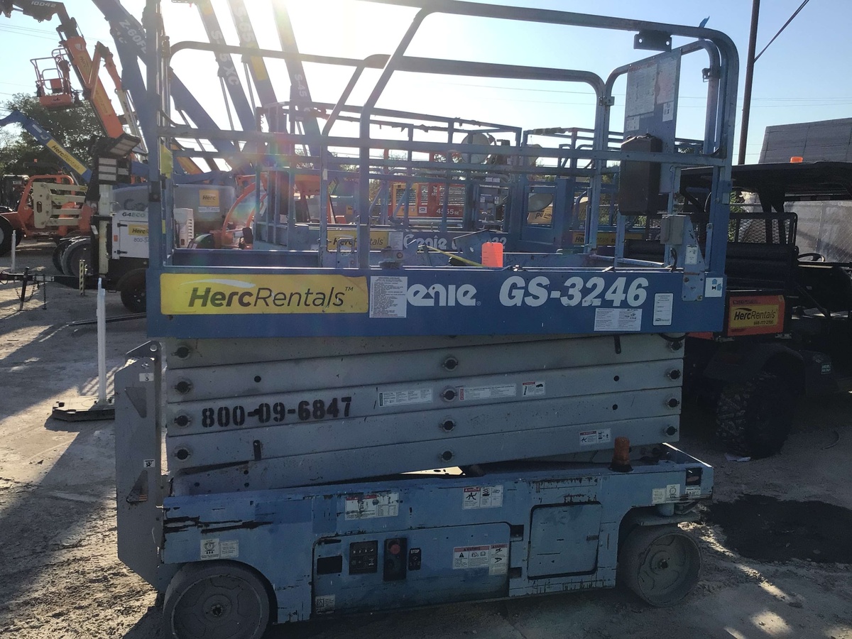 2016 Genie GS-3246-2