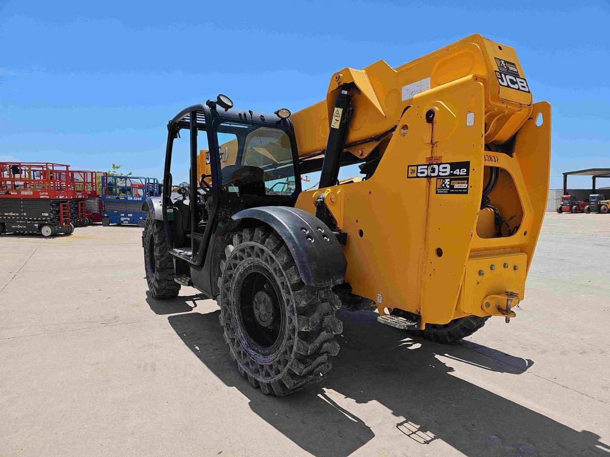 2018 JCB 509-42-4
