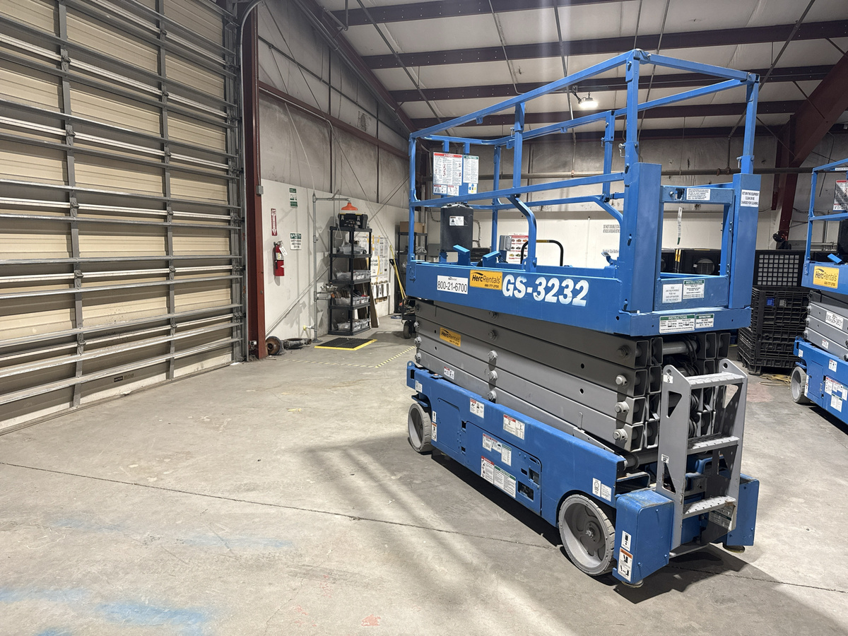 2018 Genie GS-3232-4