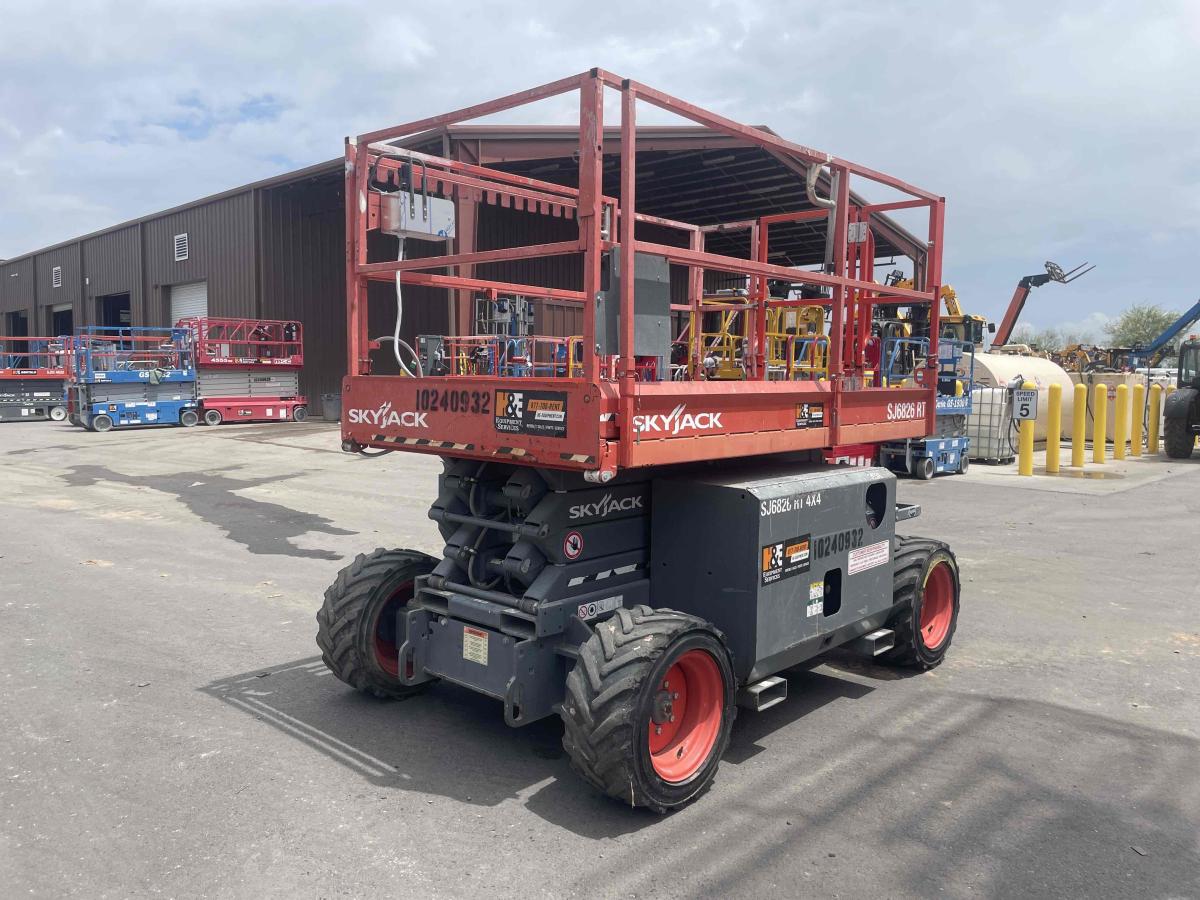 2018 Skyjack SJ-6826RT