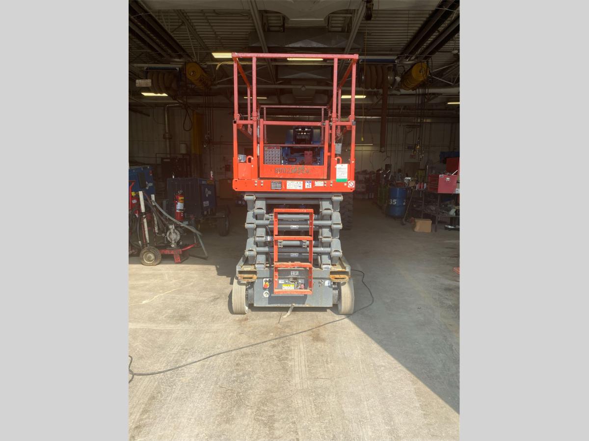 2018 Skyjack SJ4740-2
