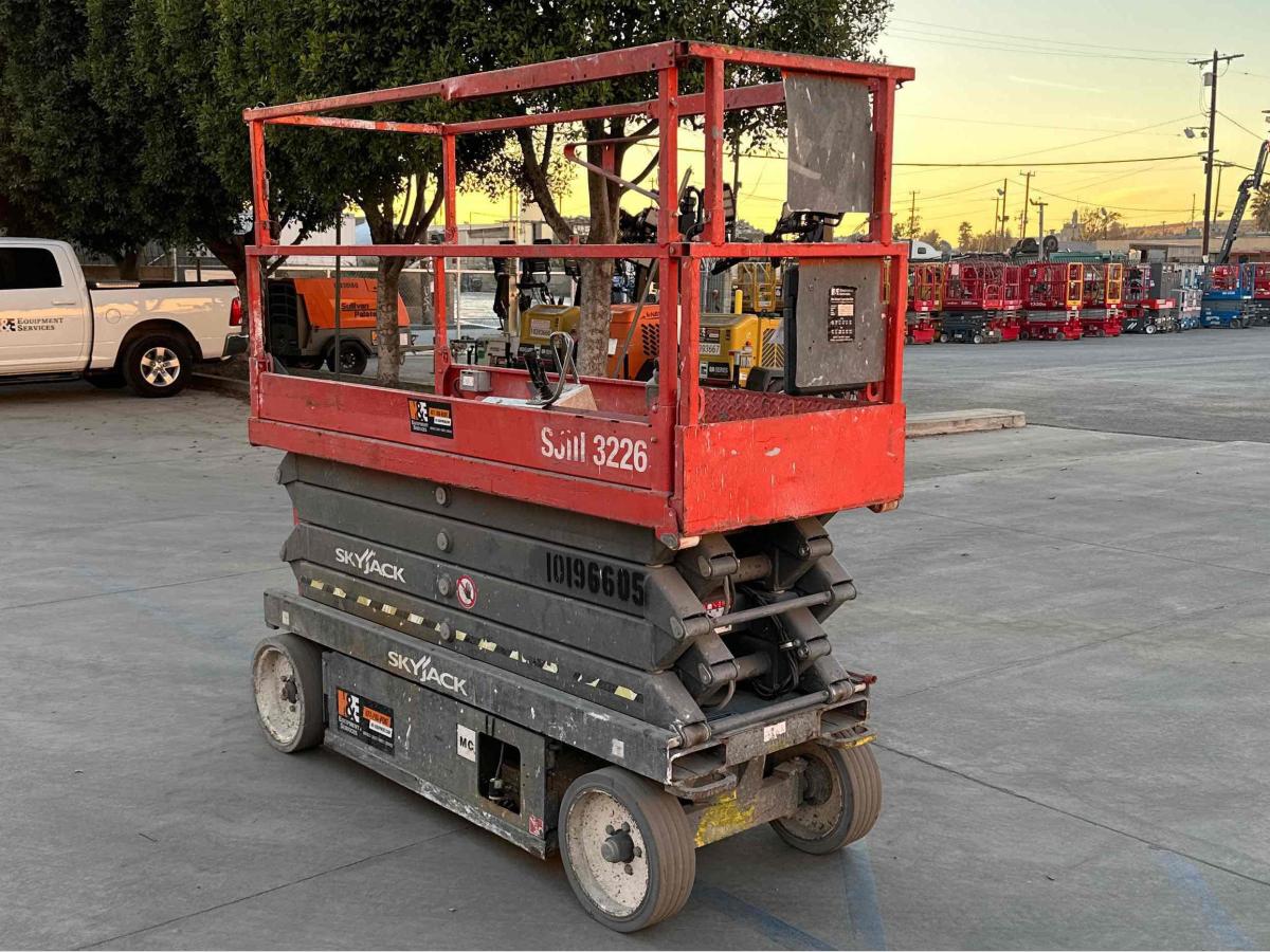 2016 Skyjack SJ3226