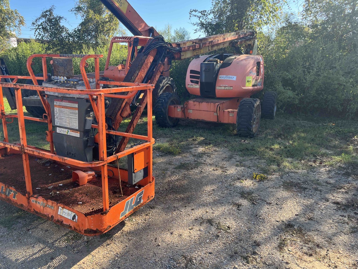 2018 JLG 600AJ
