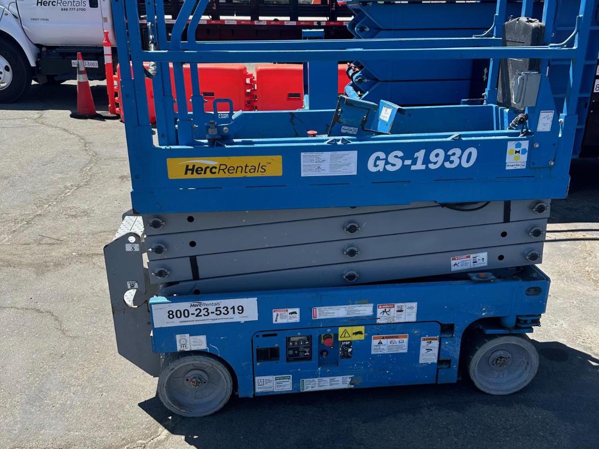 2018 Genie GS-1930-1