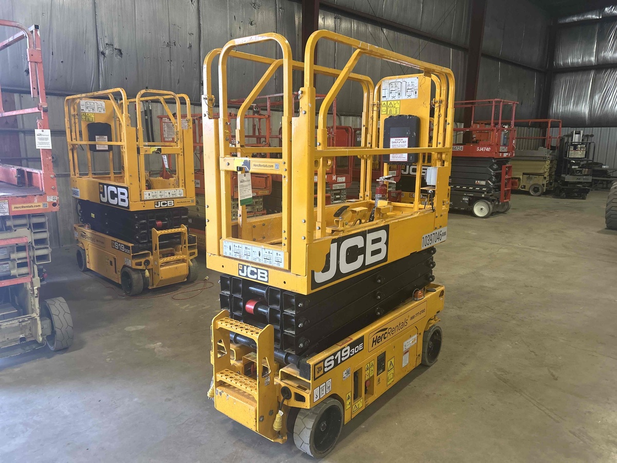 2022 JCB S1930E-4