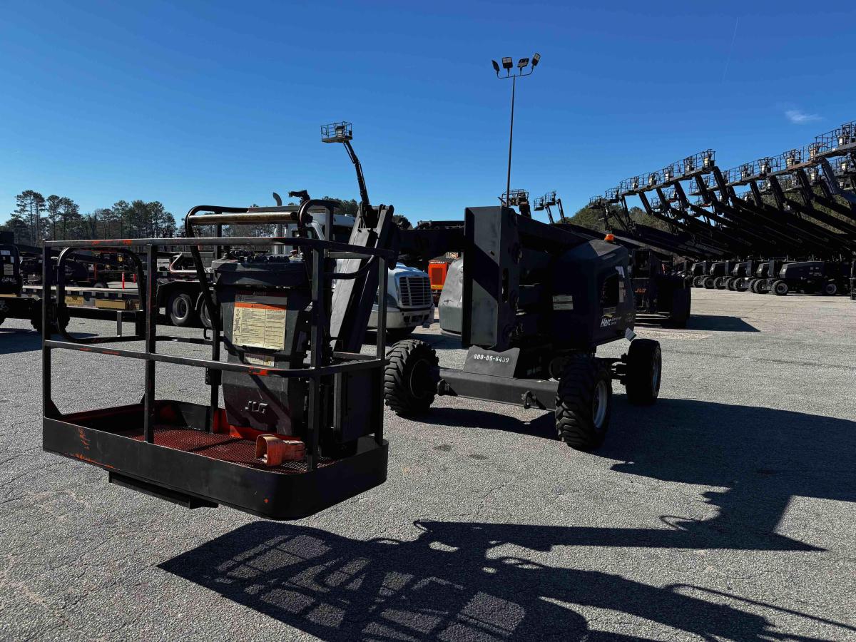 2015 JLG 450AJ