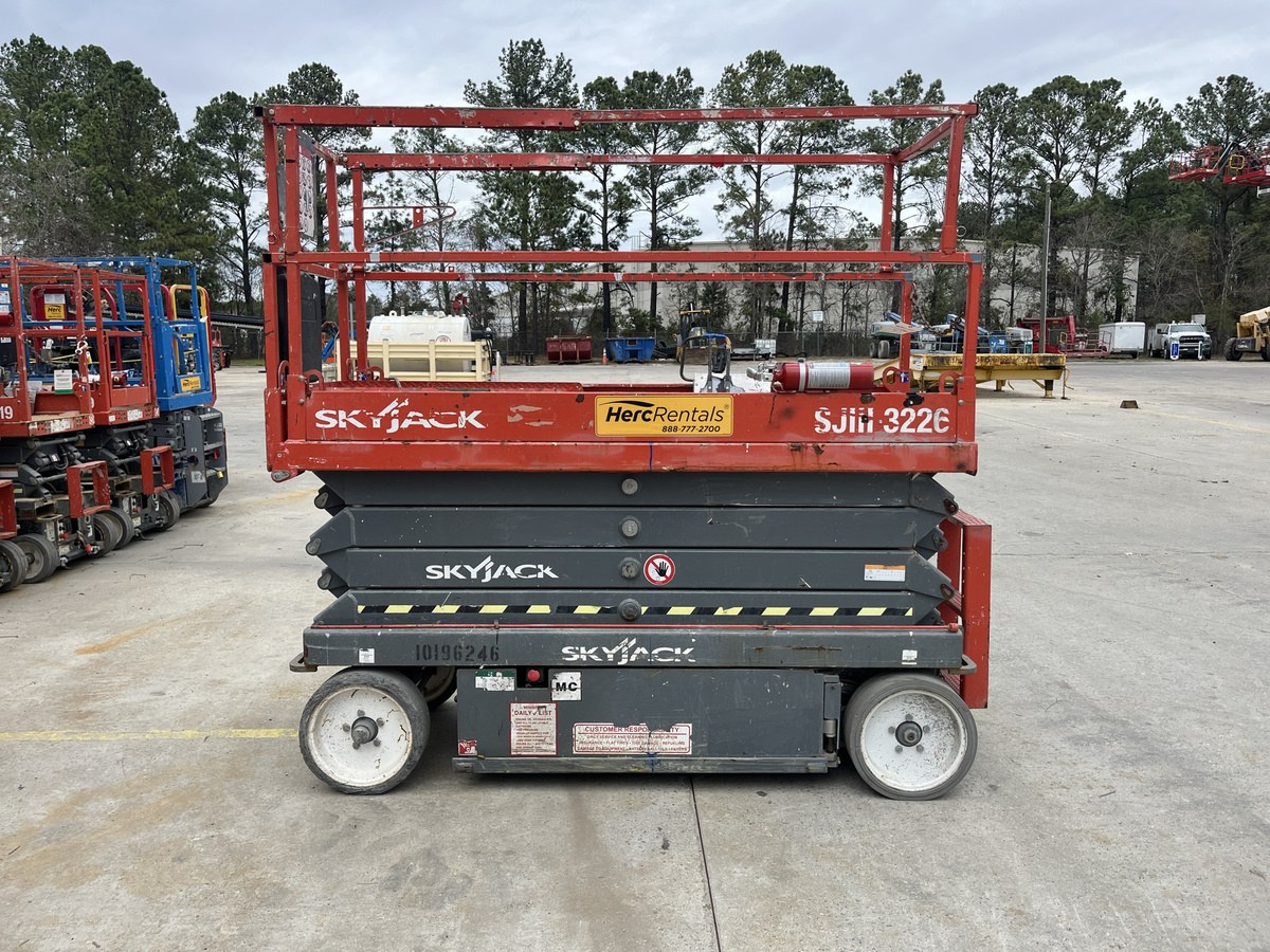 2016 Skyjack SJ3226-13