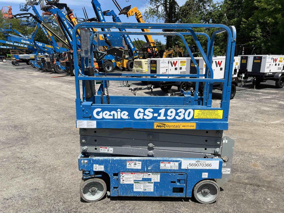 2015 Genie GS-1930