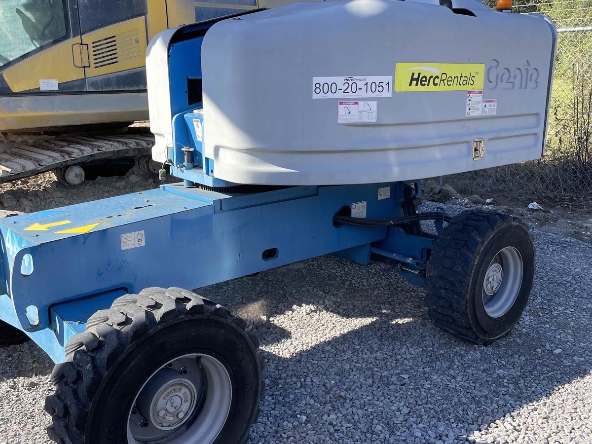 2018 Genie S-40