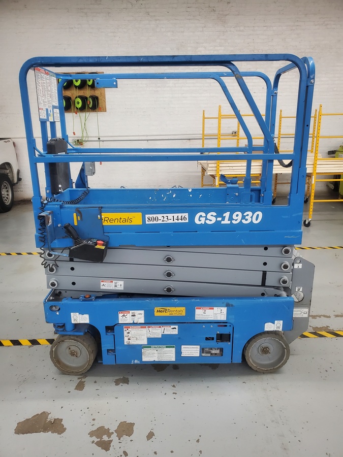 2018 Genie GS-1930-4