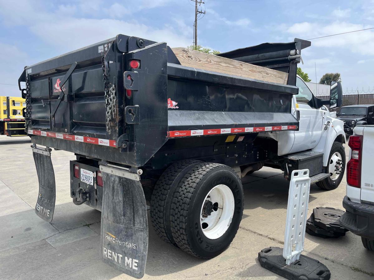 2018 Ford F650-10