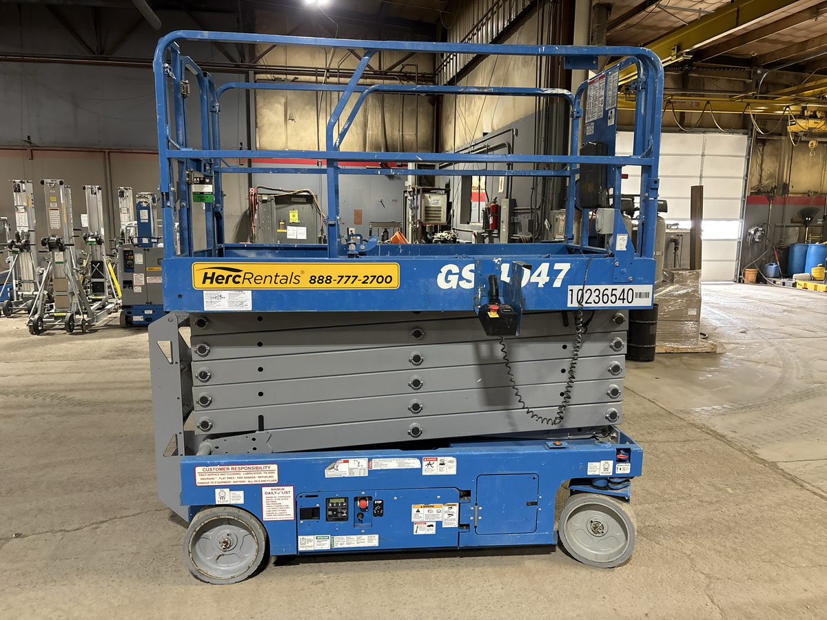 2019 Genie GS-4047