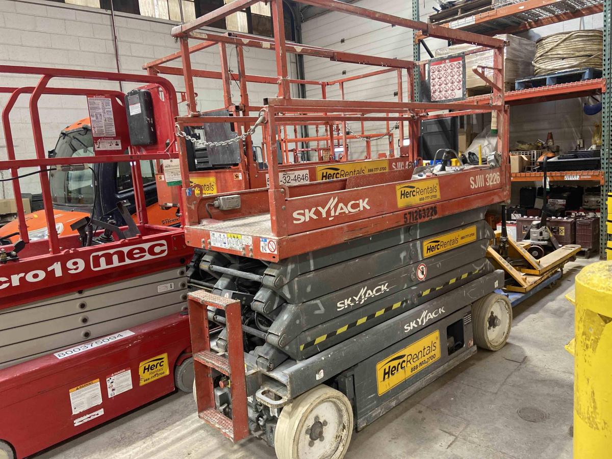 2014 Skyjack SJ3226