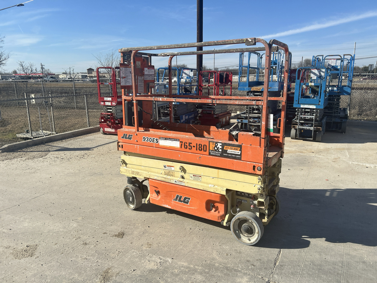 2018 JLG 1930ES