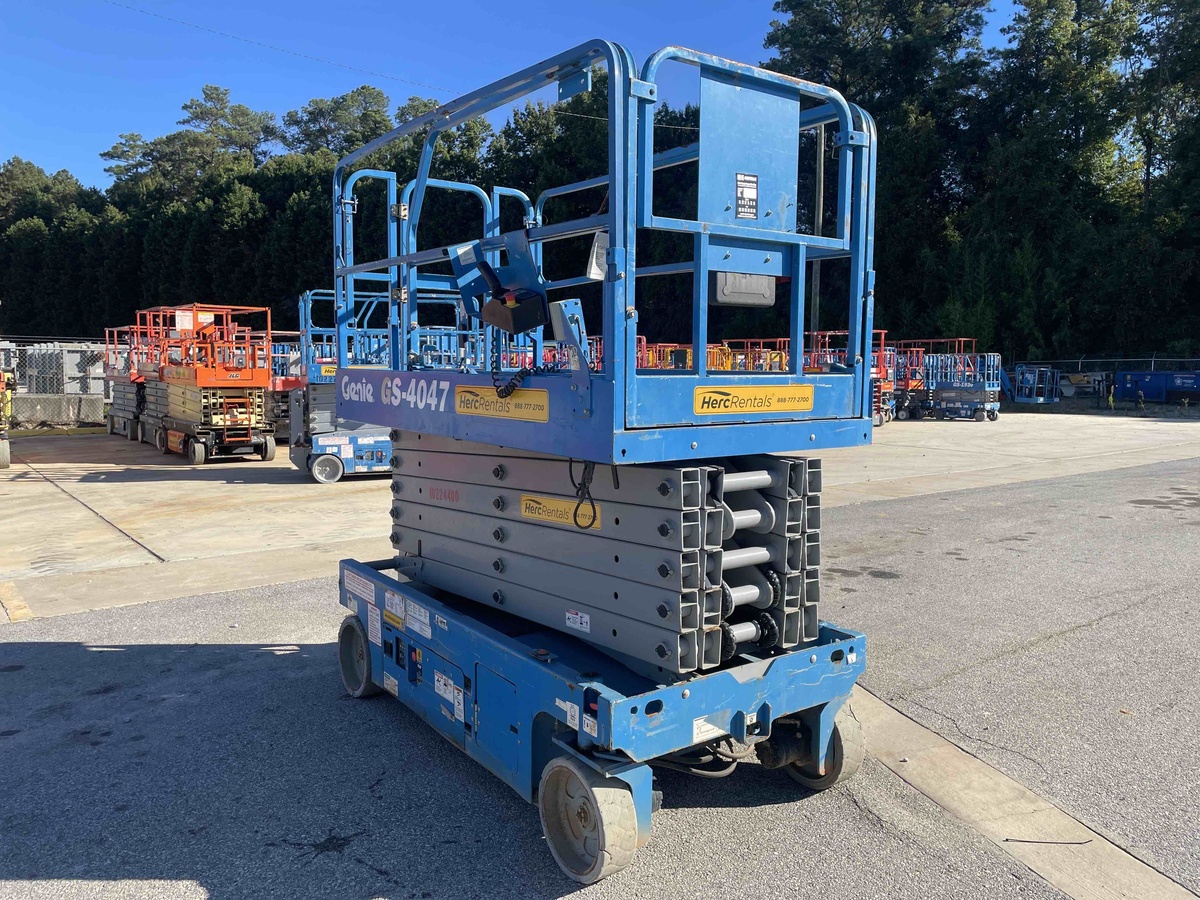 2017 Genie GS-4047-4