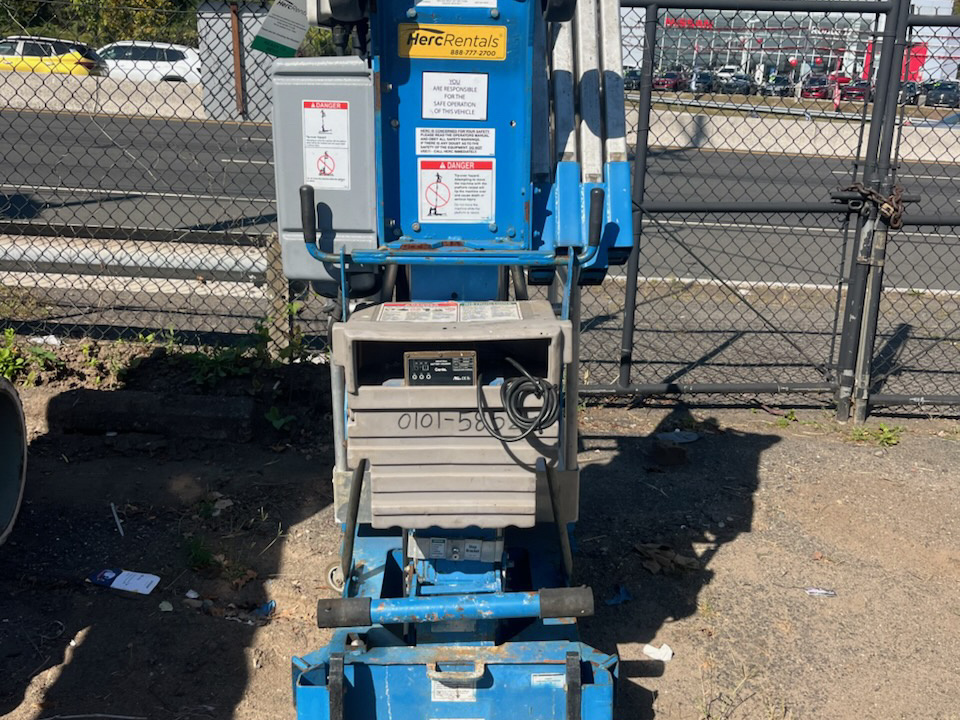 2016 Genie AWP-30S-1