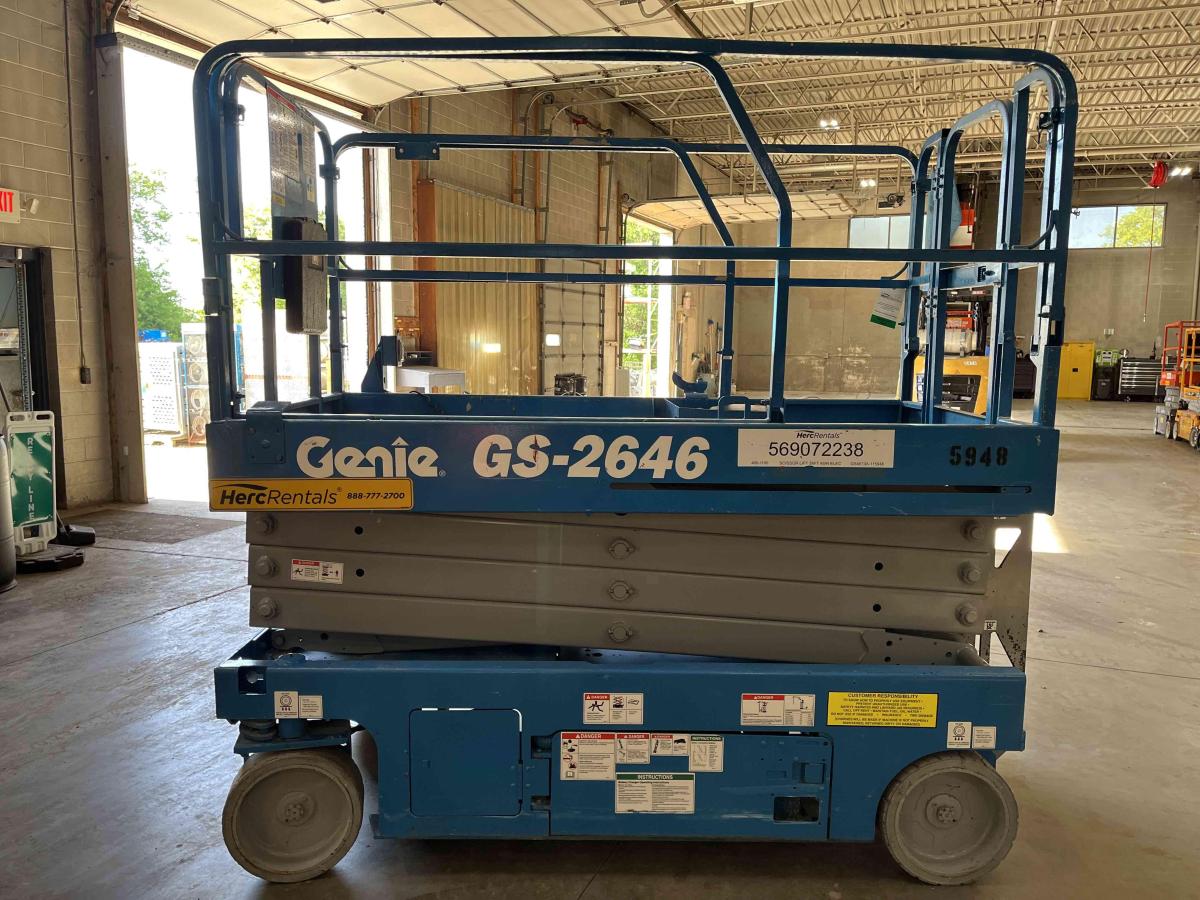 2013 Genie GS-2646