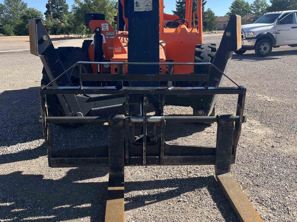 2020 SkyTrak 10042