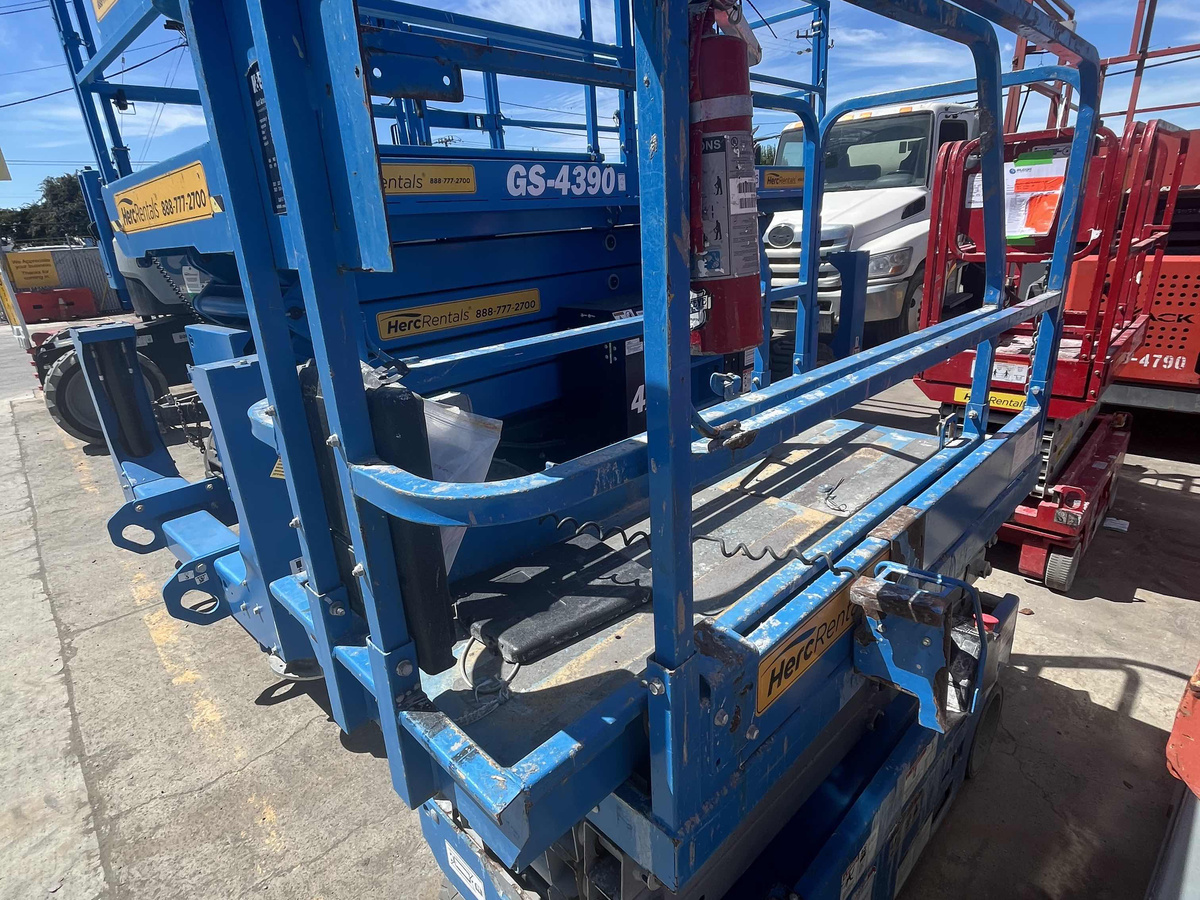 2017 Genie GS-1930-2