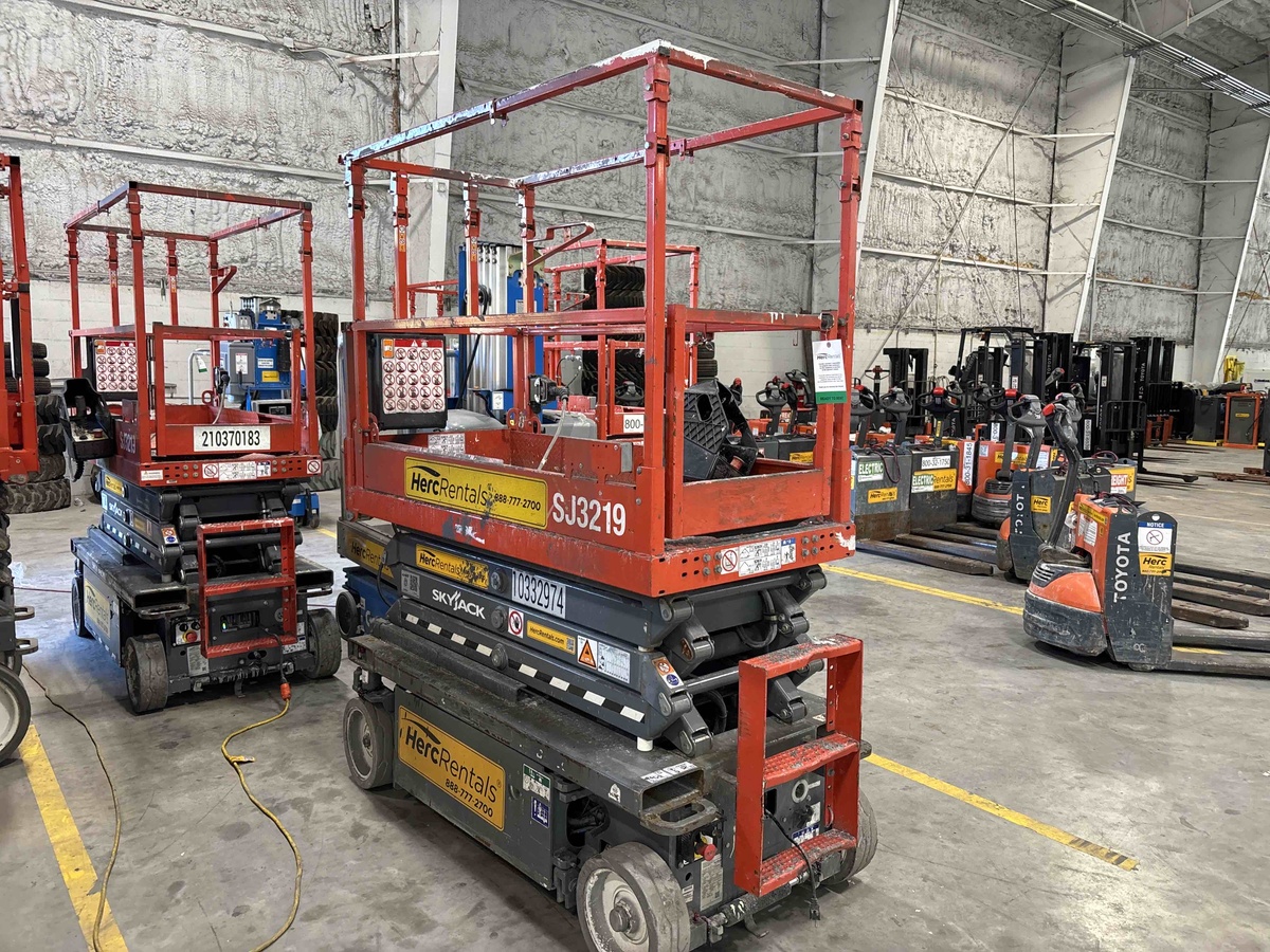 2021 Skyjack SJ3219-2