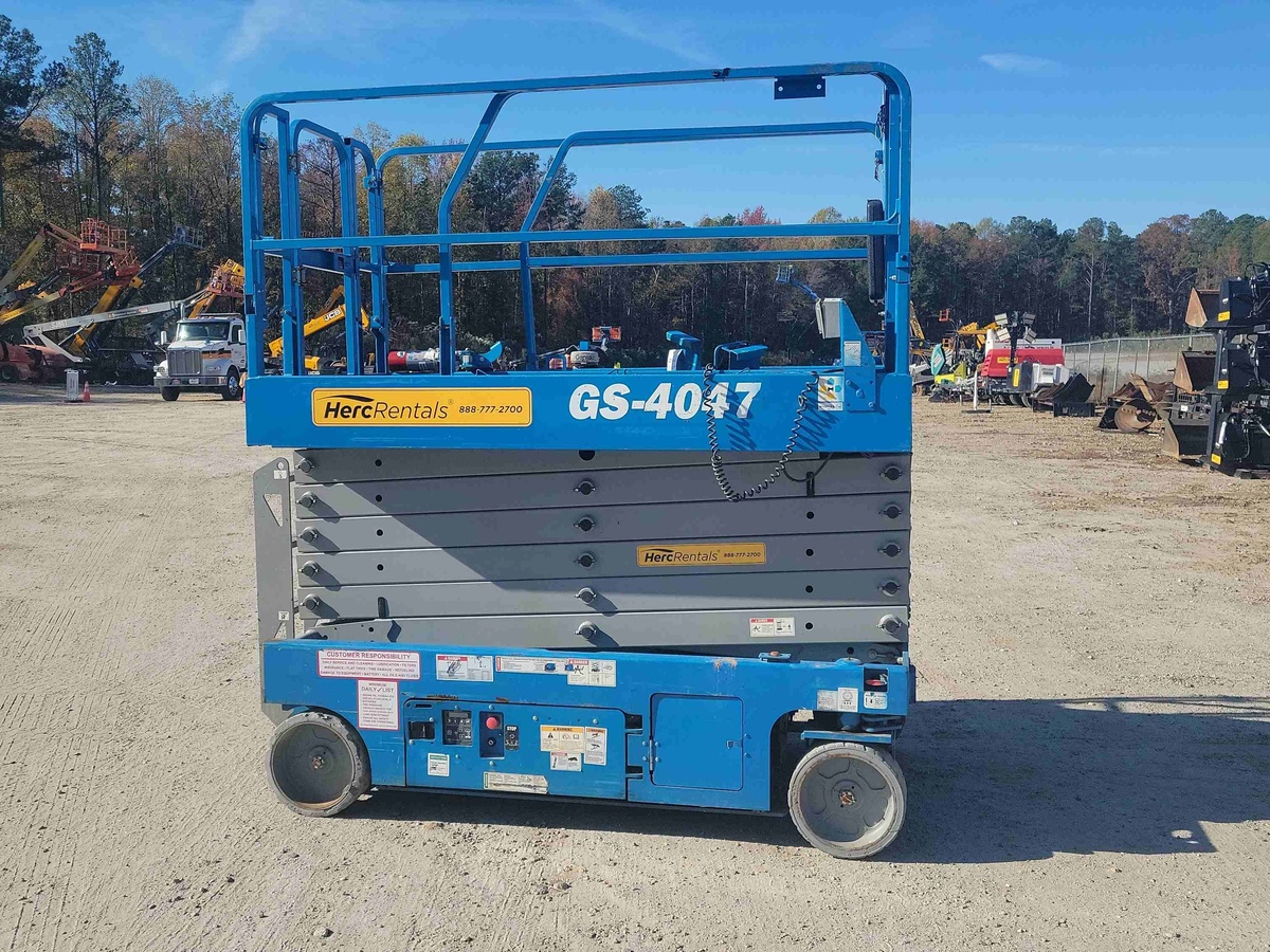 2017 Genie GS-4047-1