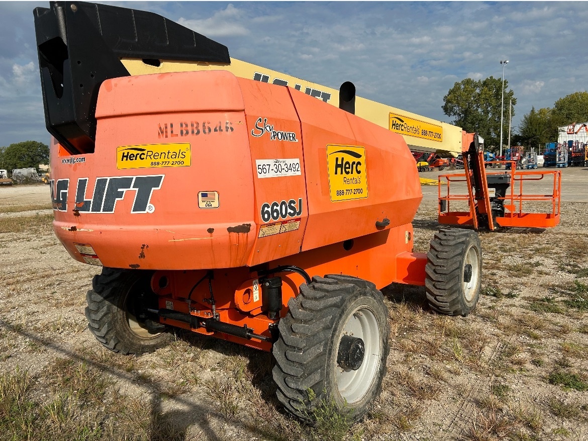 2016 JLG 660SJ