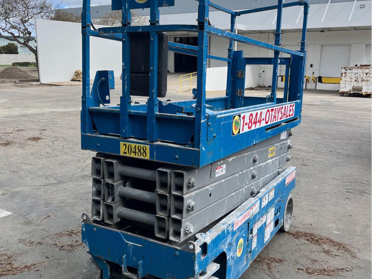 2016 Genie GS-2632