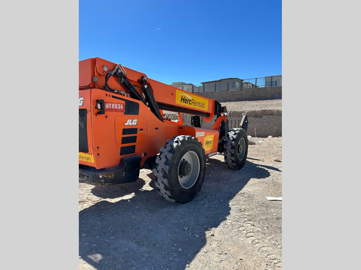 2018 SkyTrak 10054