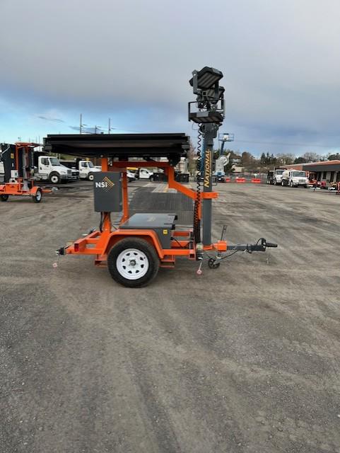 2020 National Signal LTS 160 Solar Light-2