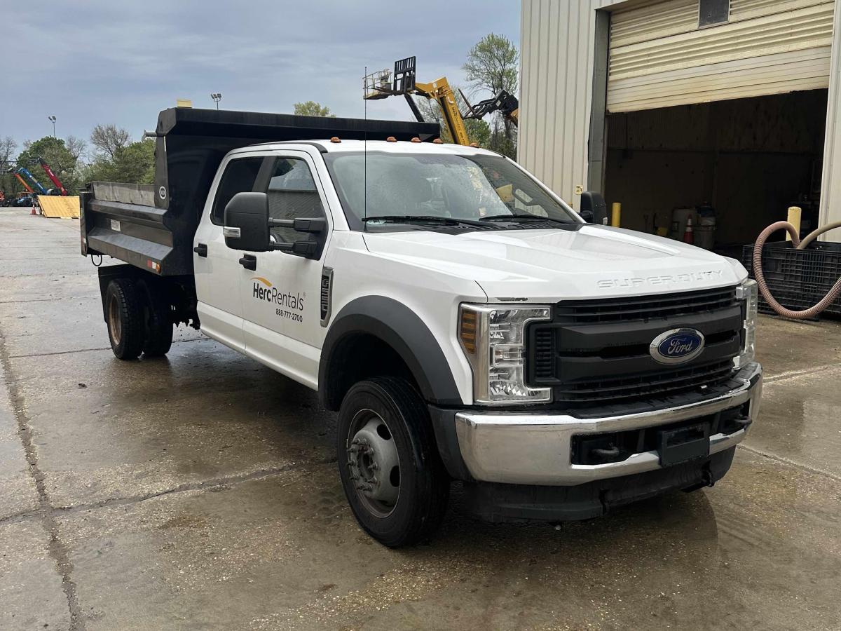 2018 Ford F550-3