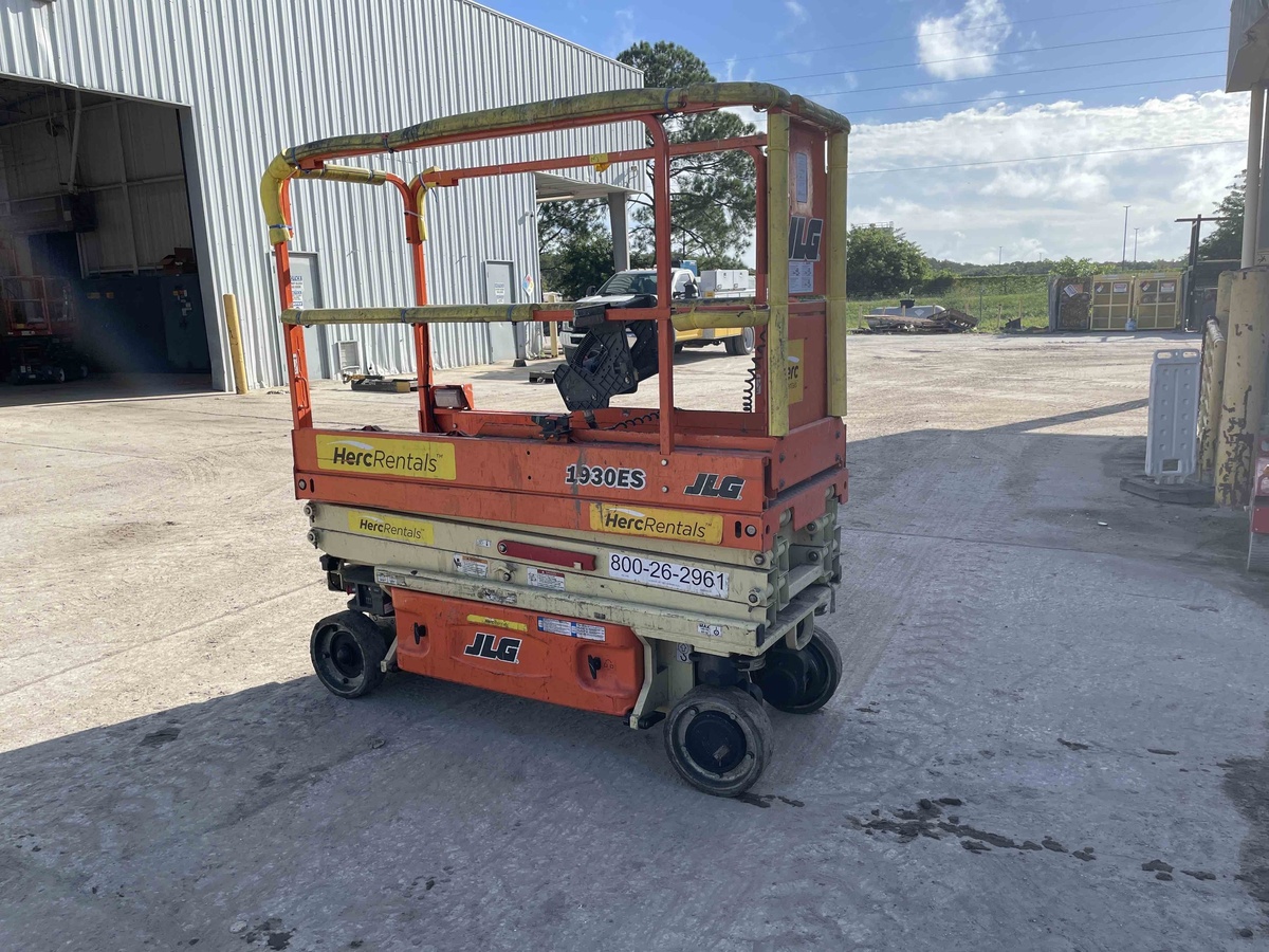 2019 JLG 1930ES-3
