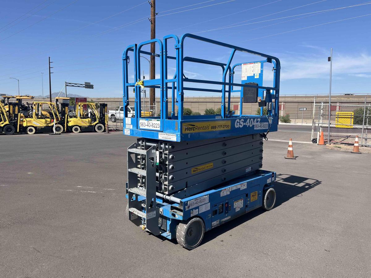 2018 Genie GS-4047-2