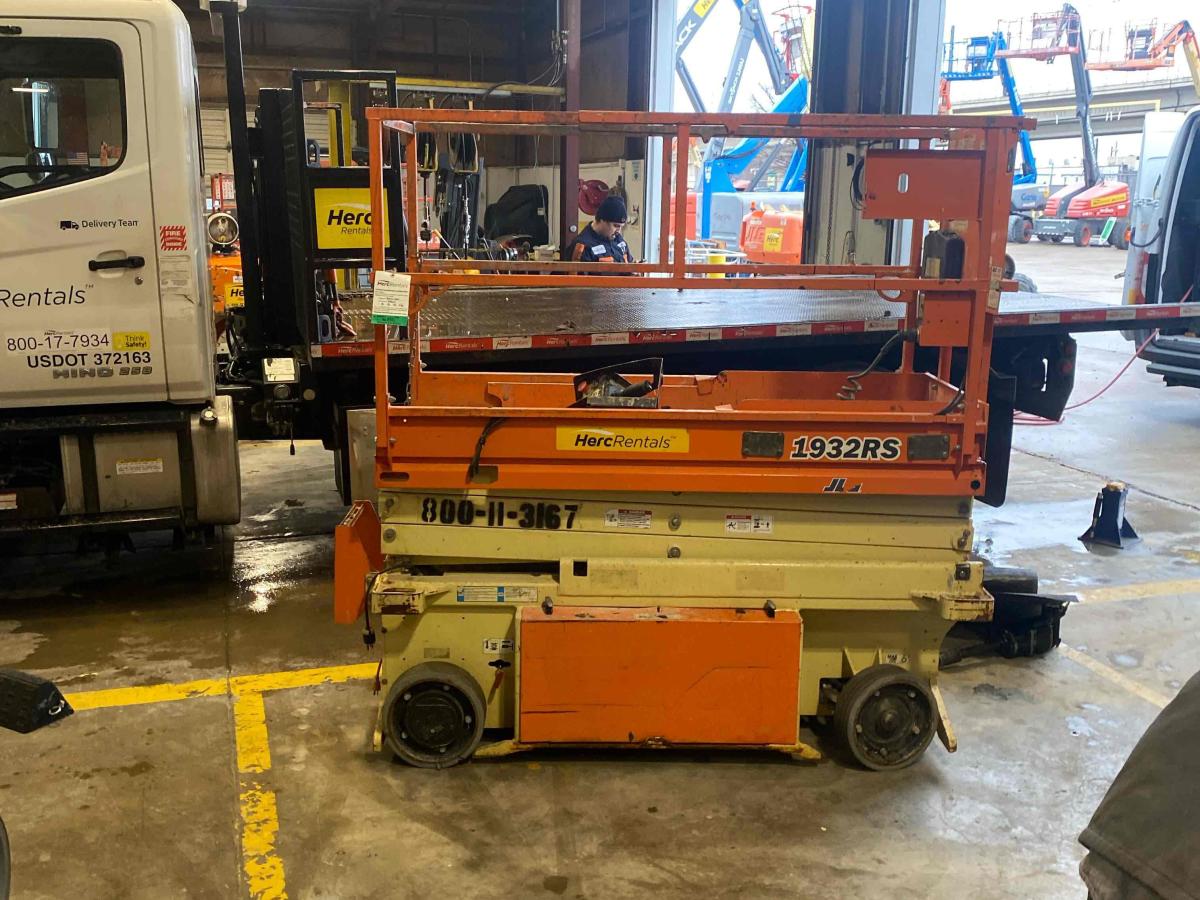 2016 JLG 1932RS