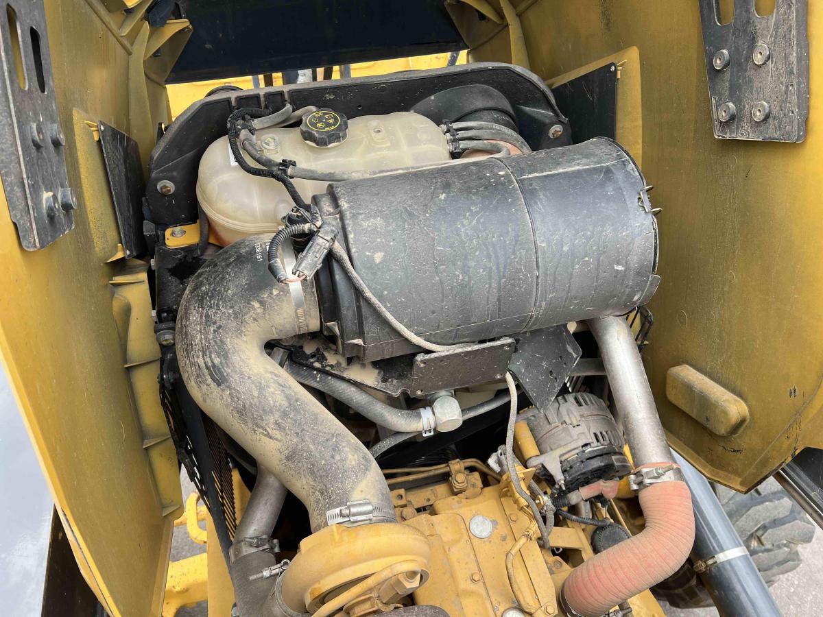 2017 John Deere 210LEP