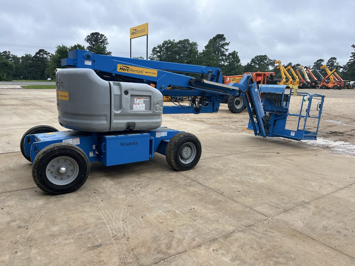 2018 Genie Z-45/25-2