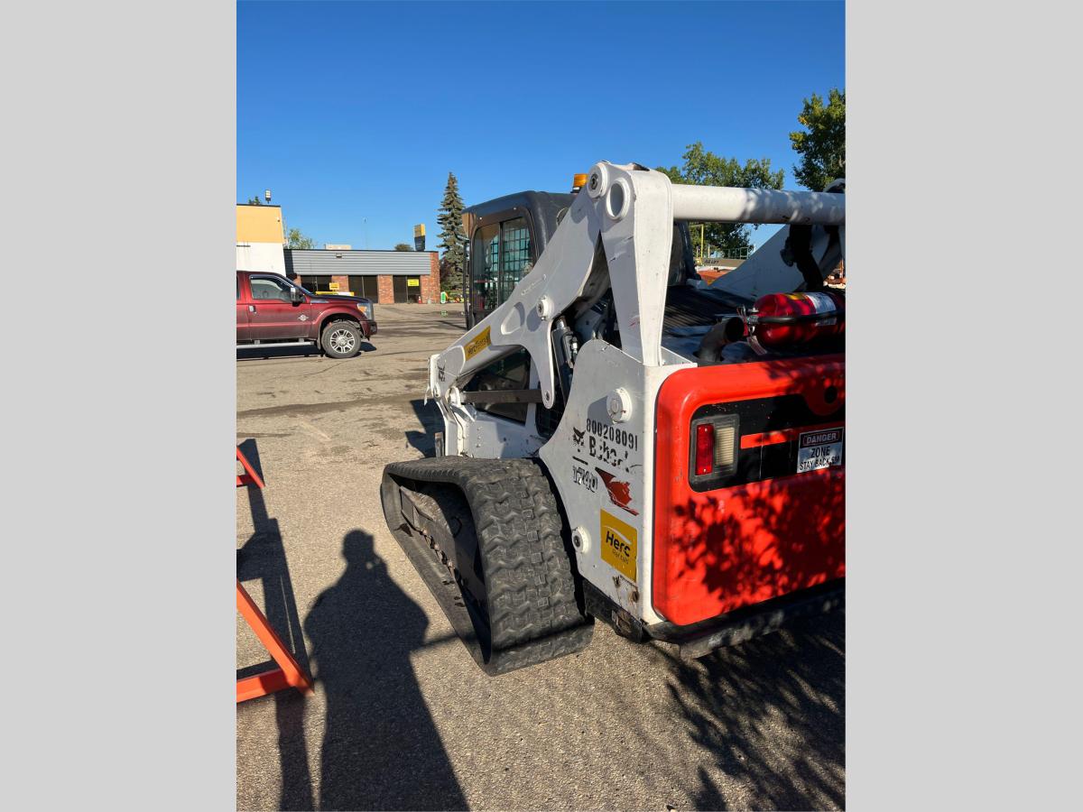 2018 Bobcat T740