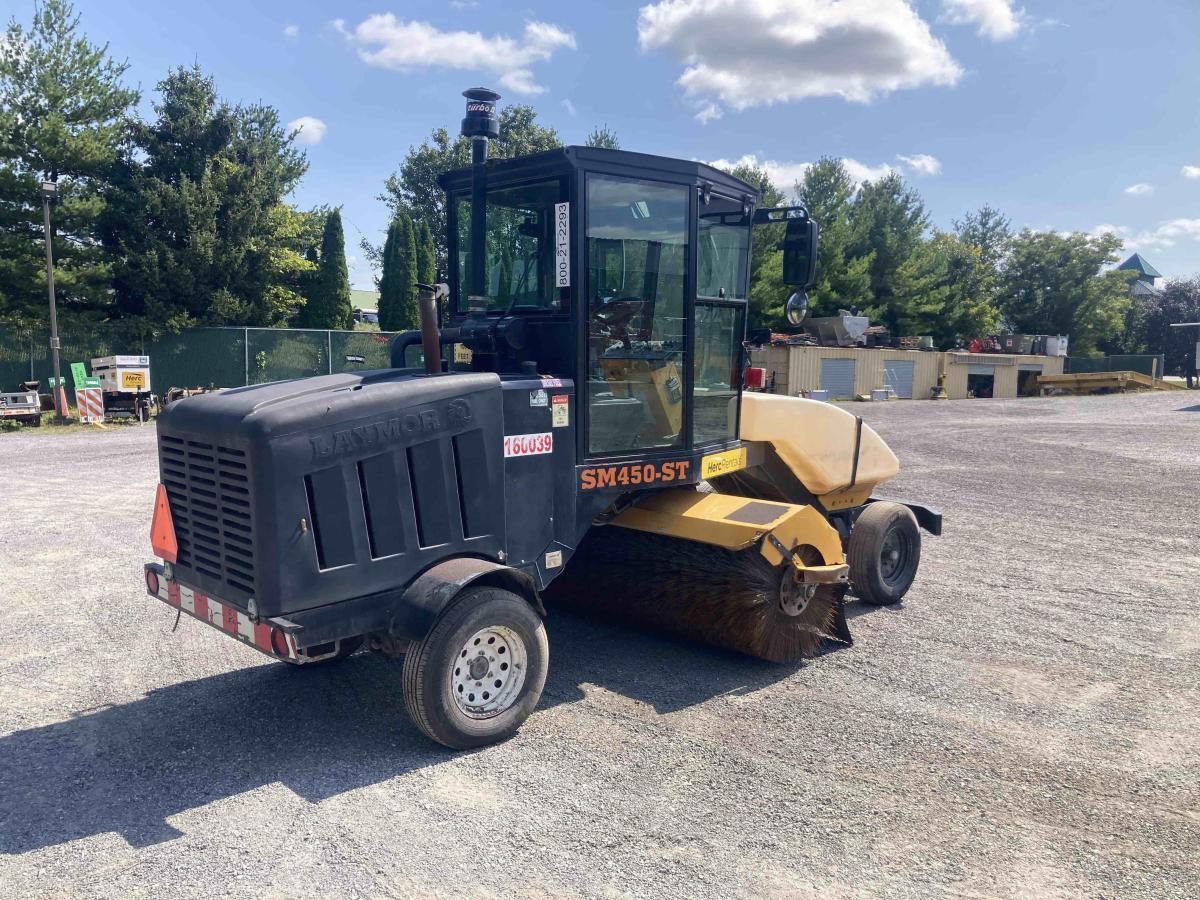 2018 LayMor SweepMaster 450-ST