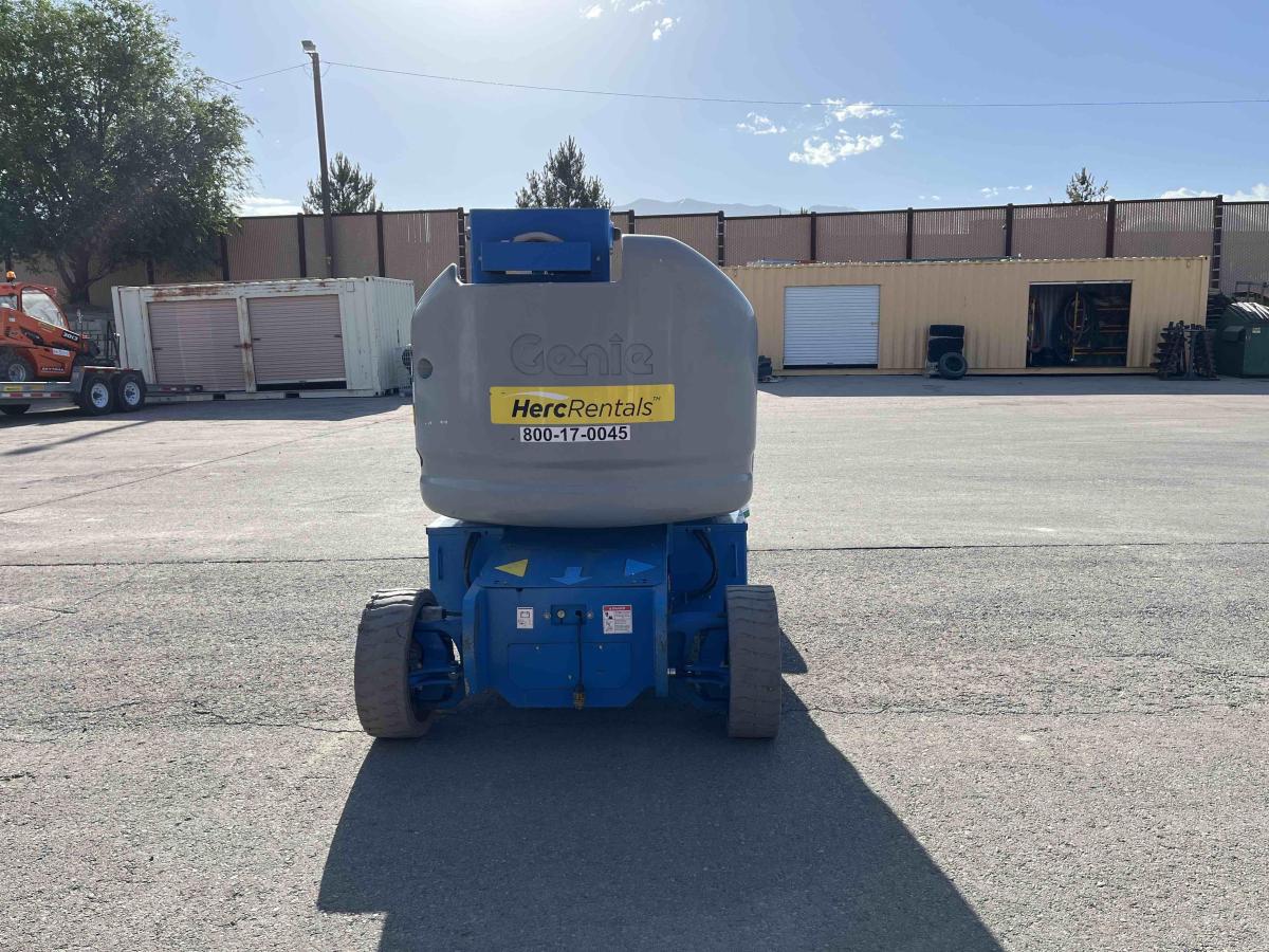 2017 Genie Z-40/23 N
