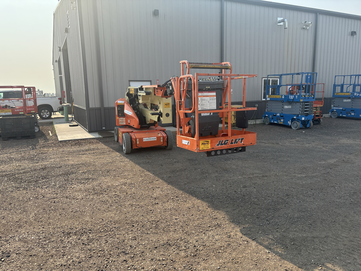 2018 JLG E400AJPN-3