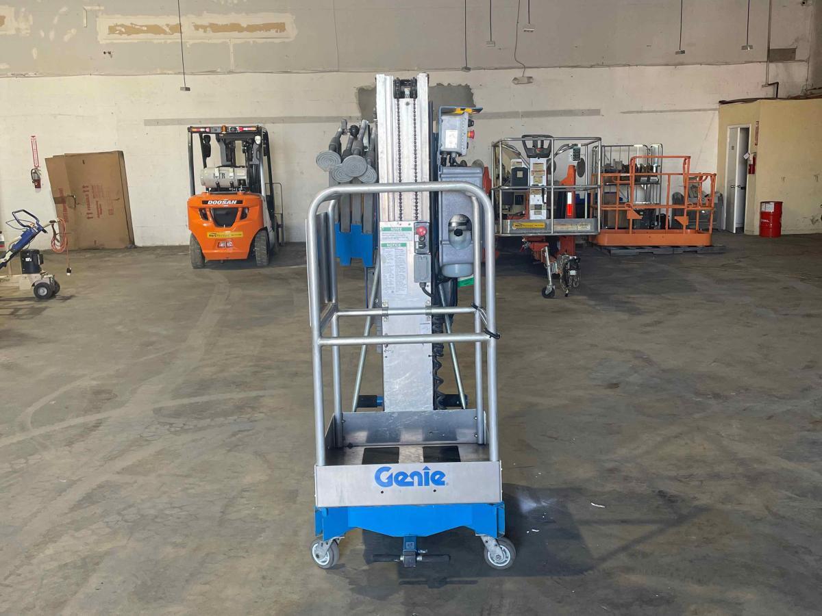 2019 Genie AWP-25S-2