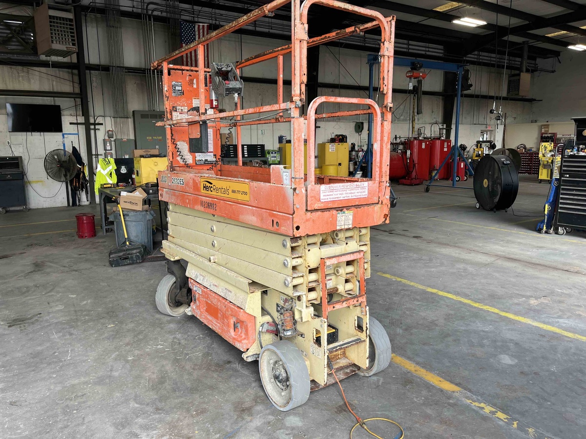 2018 JLG 2632ES-5