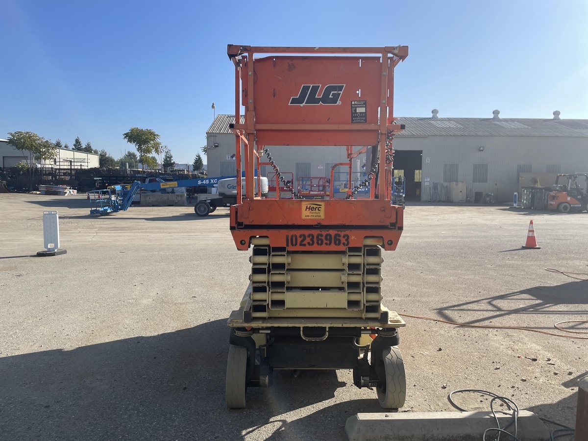 2018 JLG 3246ES-6