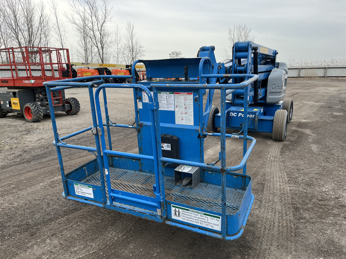 2014 Genie Z-45/25-2