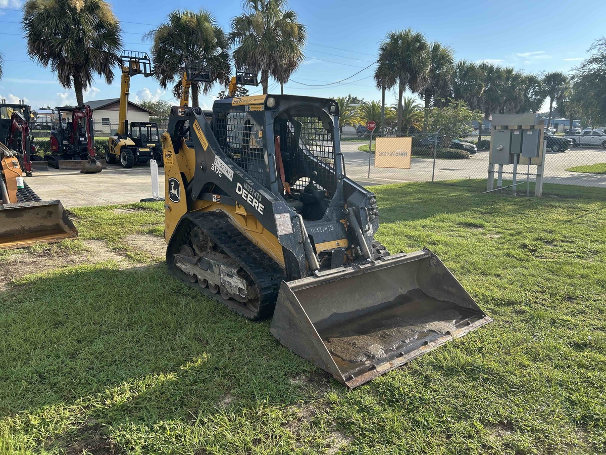 2021 John Deere 317G-3