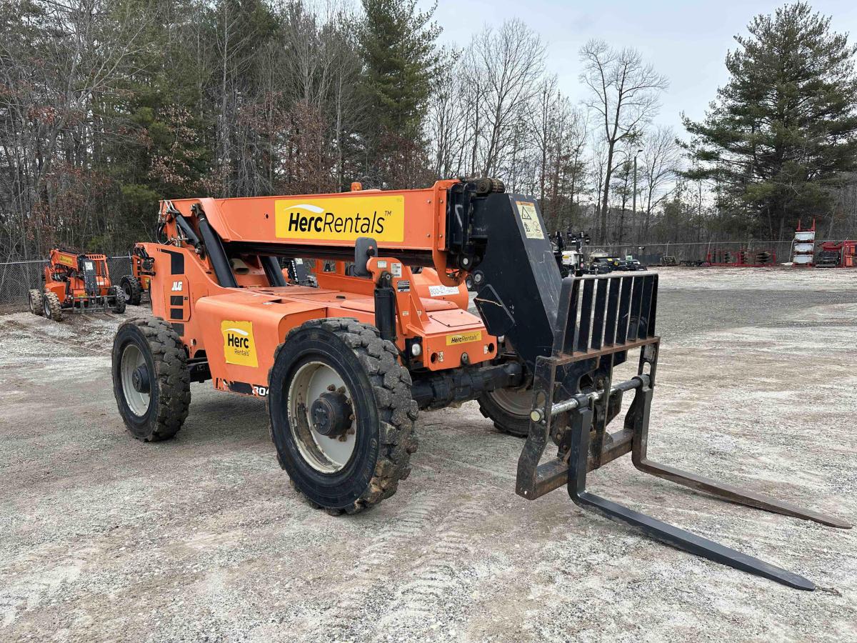 2018 SkyTrak 8042
