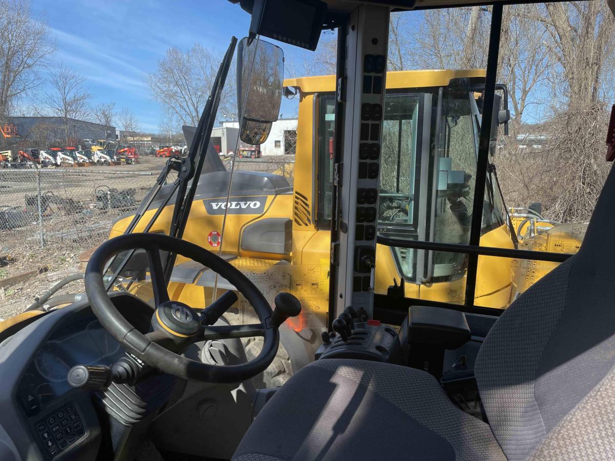2018 Volvo L90H