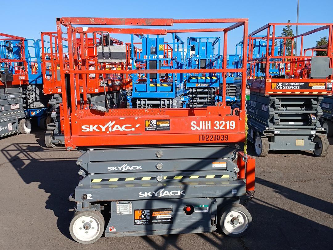 2017 Skyjack SJ3219