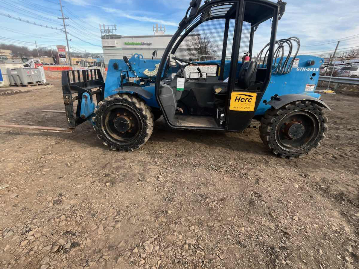 2018 Genie GTH-5519-4